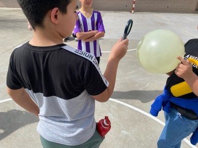 LOS GLOBOS Y EL SOL